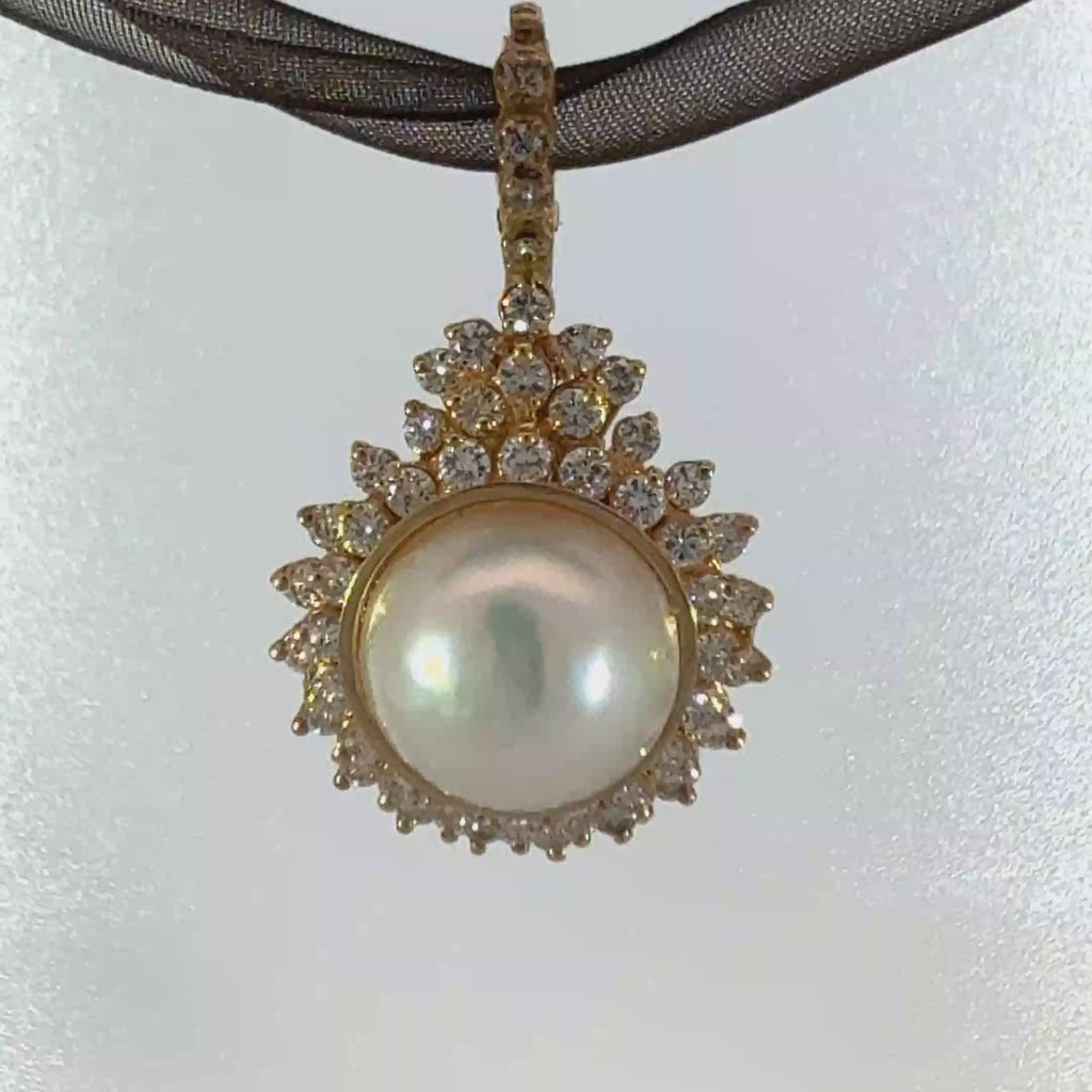 Yellow Gold Pearl Halo Pendant
